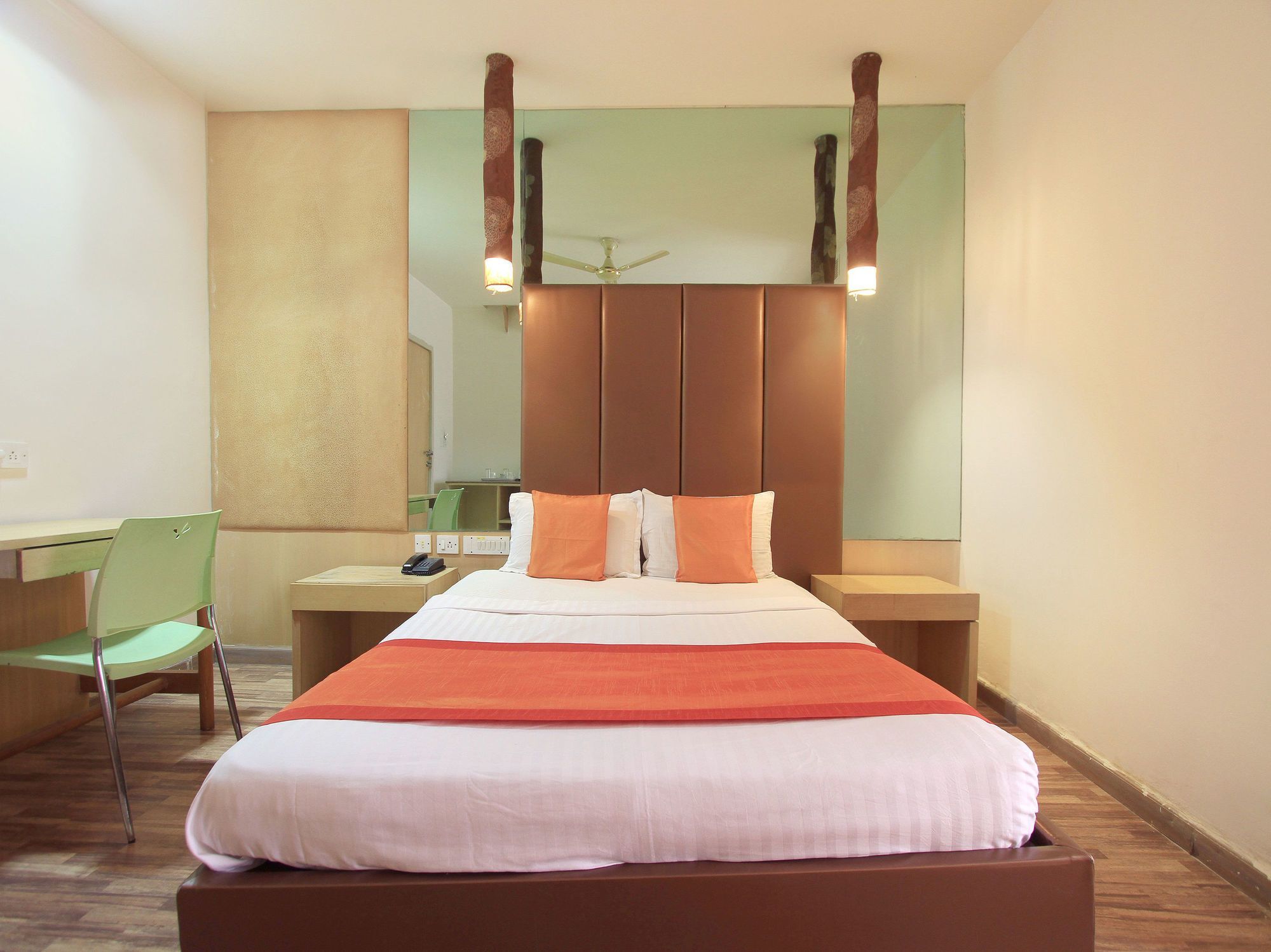 Purple Inn Boutique Hotel Mysore Ngoại thất bức ảnh